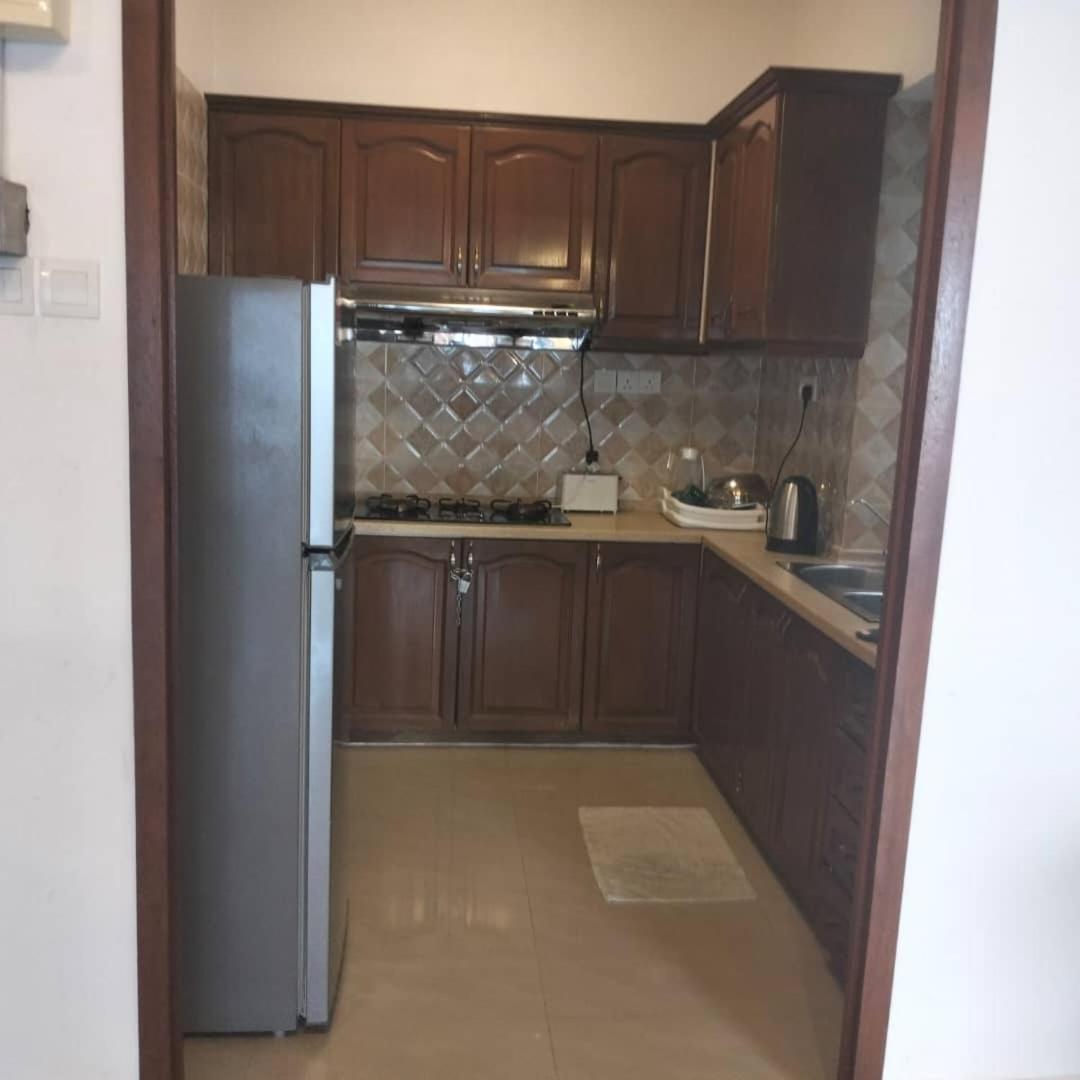 Sri Sayang Pearl View Apartment Бату Феринги Екстериор снимка